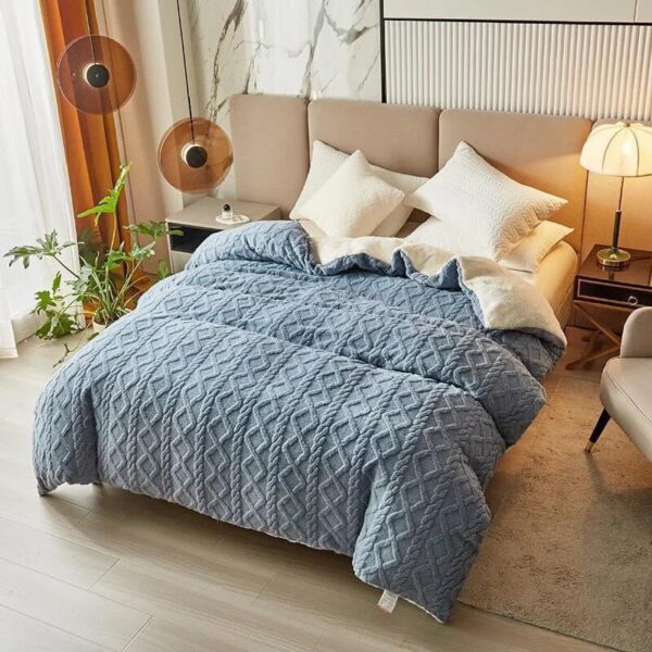 5 Piece Geometric Fluffy Fleece Comforter Set Light Grey MK Bed Linen