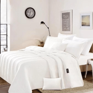 4 Piece Pre-washed Polyester Quilt Set (Queen)